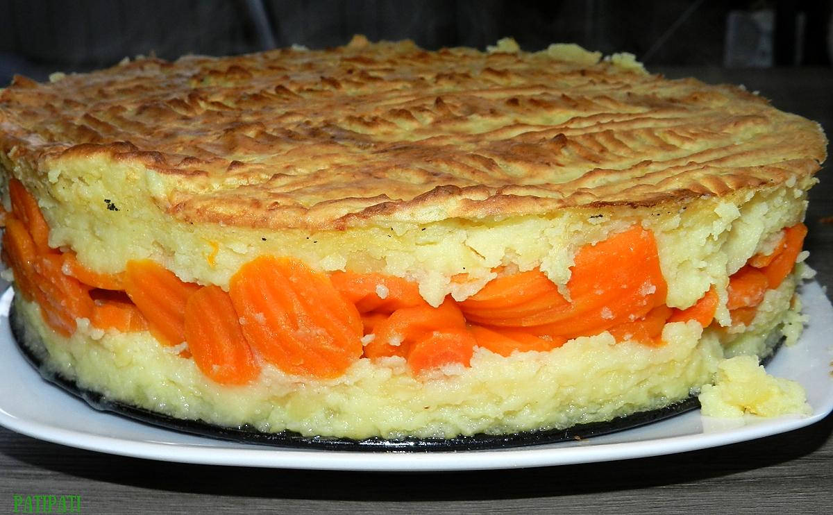 recette Gâteau de pomme de terre fourré aux rondelles de carottes