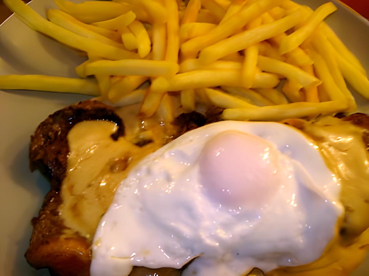 recette Faux filet et sa sauce au poivre l'oeuf à cheval