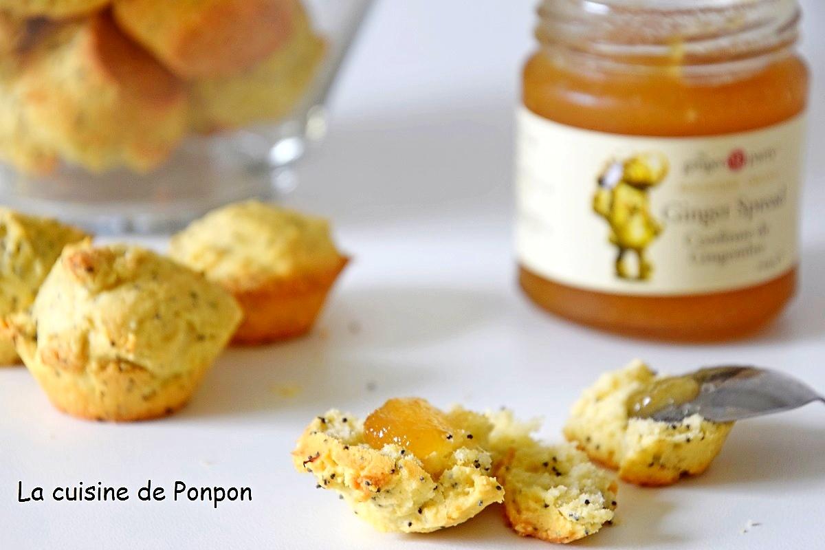 recette Scone aux graines de pavot parfumé au citron et garni de confiture de gingembre