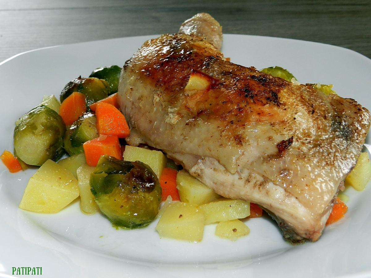 recette Ils sont si mignons ces petits choux de Bruxelles et ces petits dés de carotte avec une cuisse de poulet