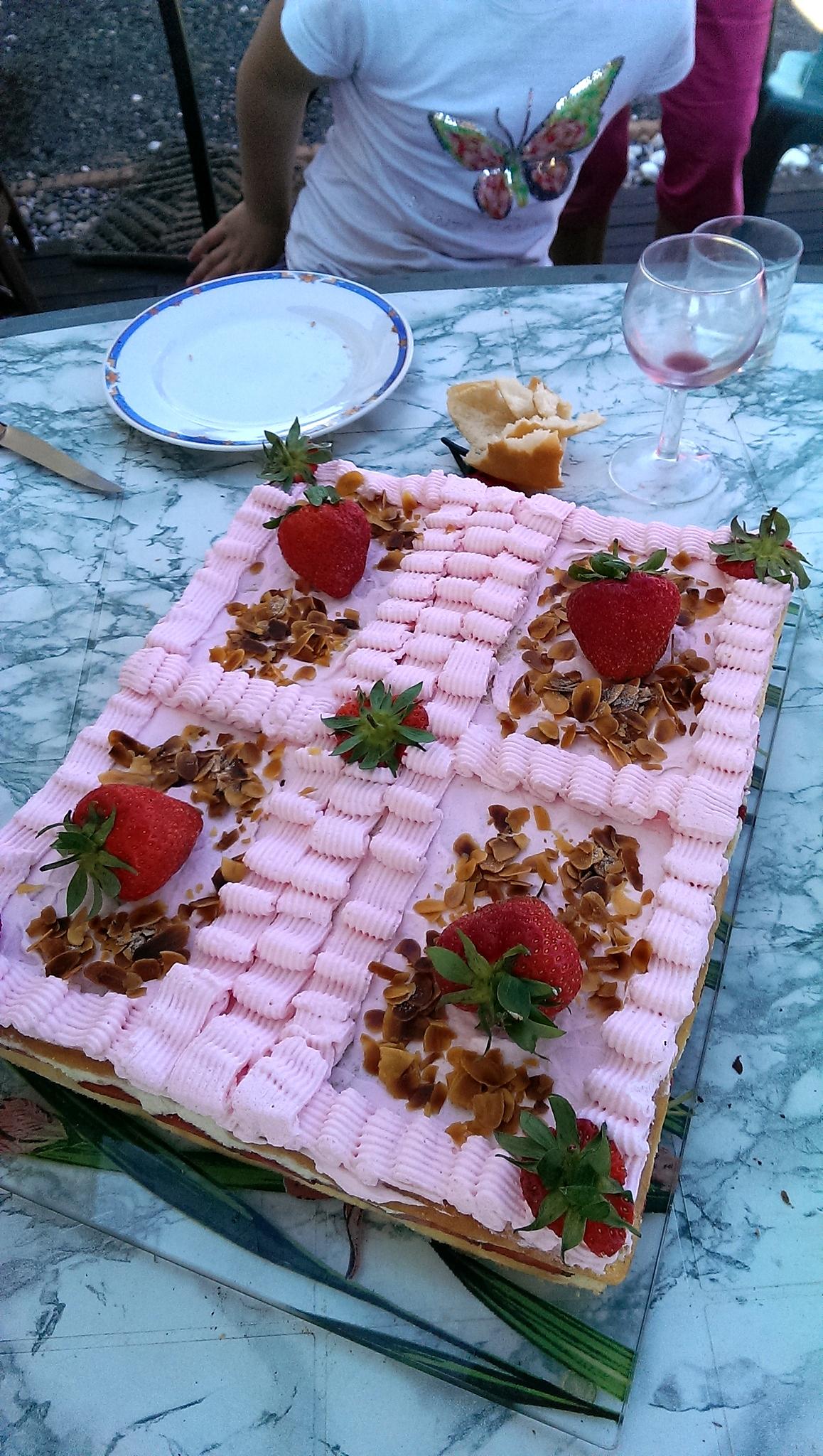 recette Gâteau souvenir aux  fraises   par Lauranou