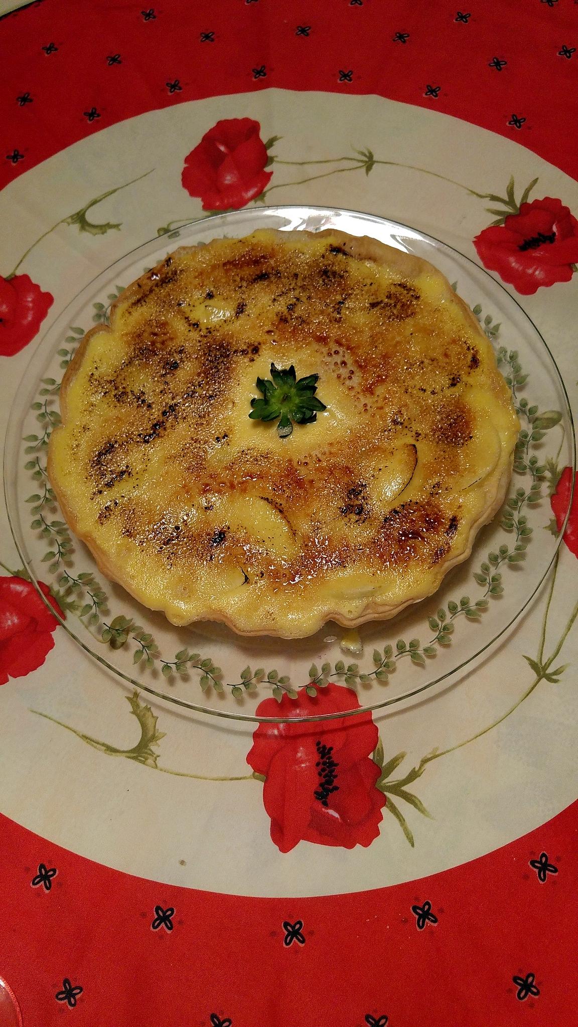 recette Tarte aux  pommes parfumée à la vanille ..façon  crème brûlée