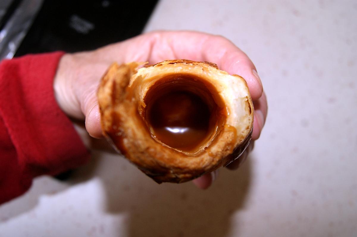 recette Tubes ou cornets à la crème et caramel beurre salé