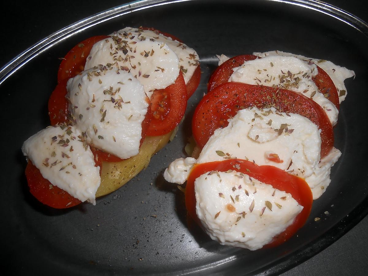 recette POMMES DE TERRE AU FOUR TOMATE MOZZARELLA OLIVES