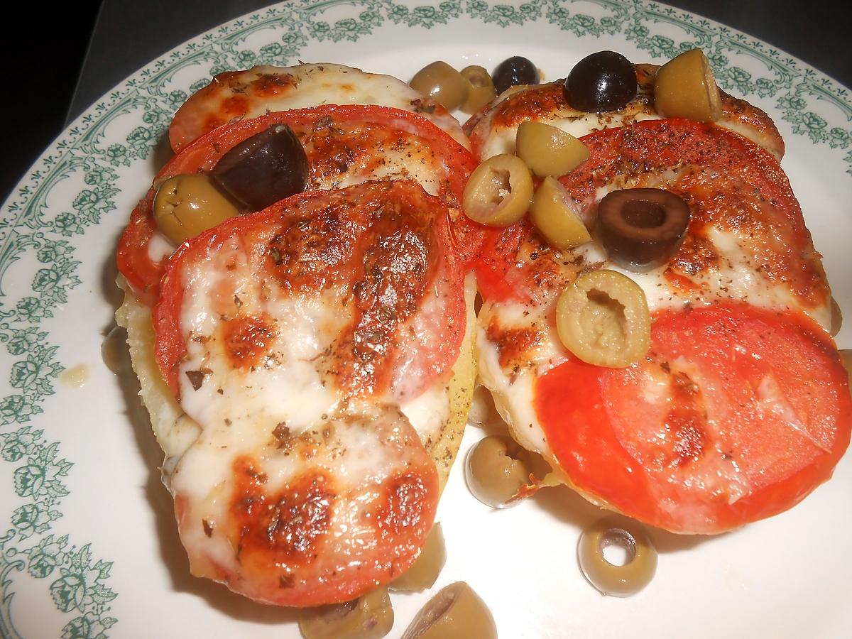 recette POMMES DE TERRE AU FOUR TOMATE MOZZARELLA OLIVES