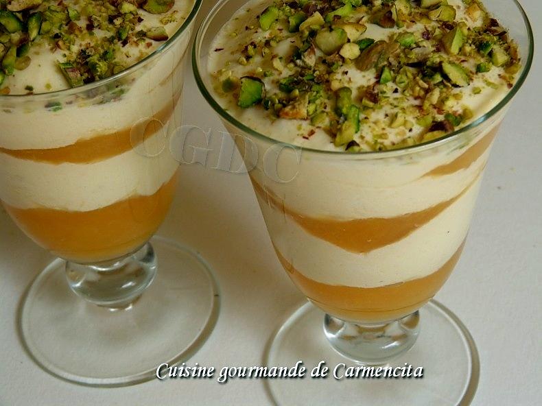 recette Mousse mascarpone et petits suisses aux abricots et fève Tonka