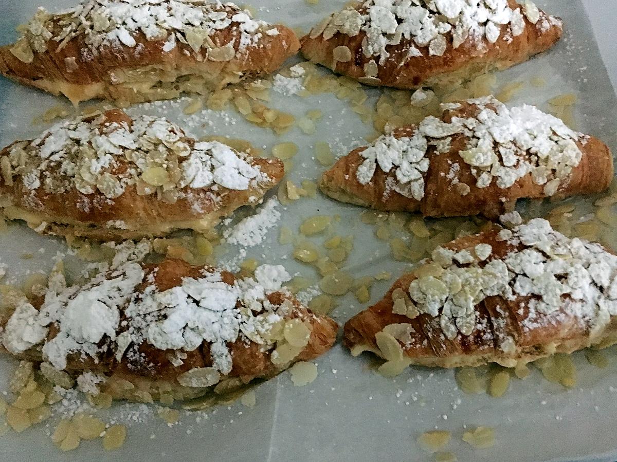 recette CROISSANTS AUX AMANDES