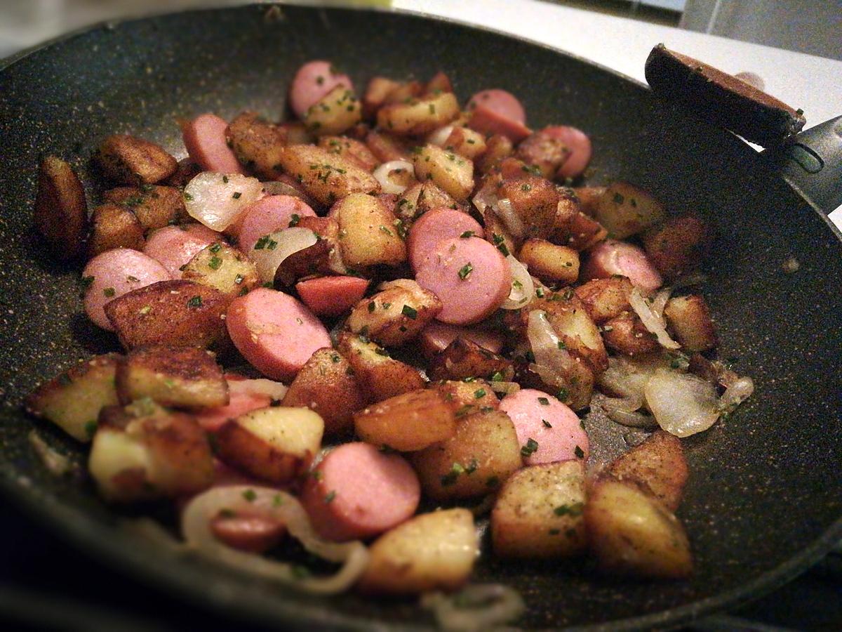 recette Poêlé de pommes de terre au saucisses fumées