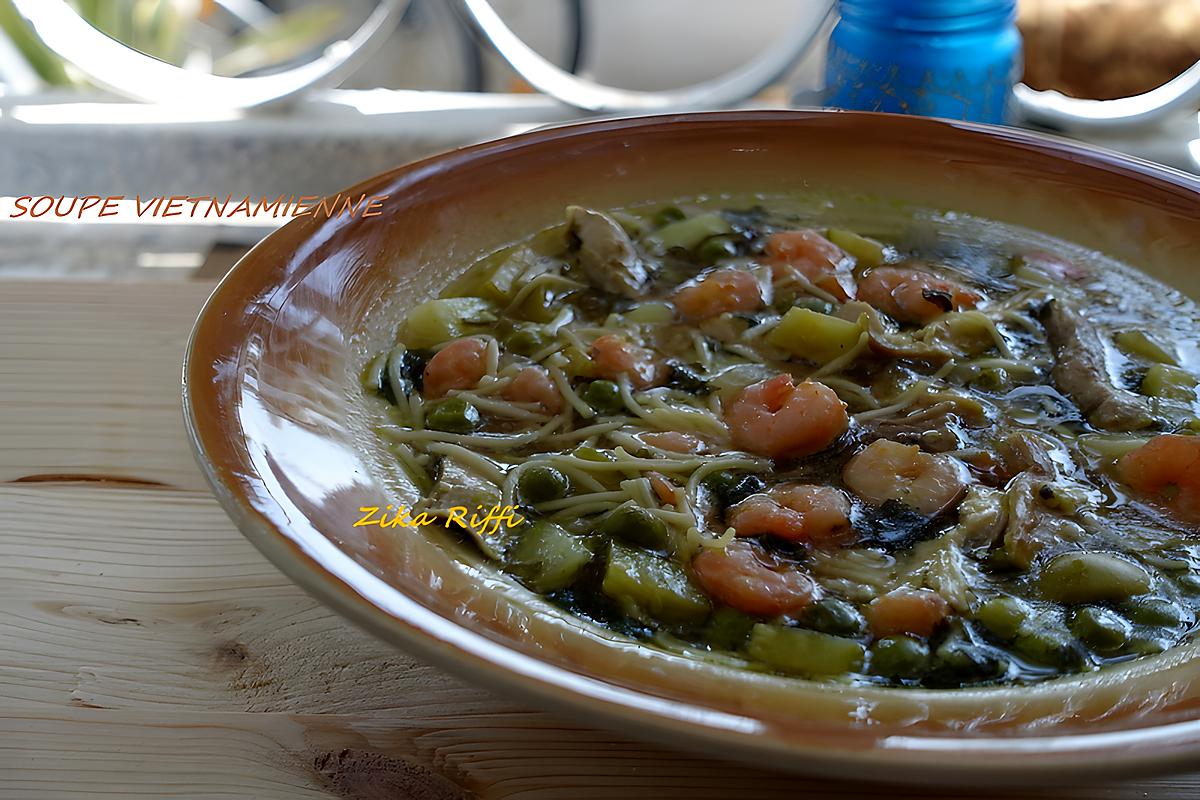 recette SOUPE VIETNAMIENNE BY ZIKA