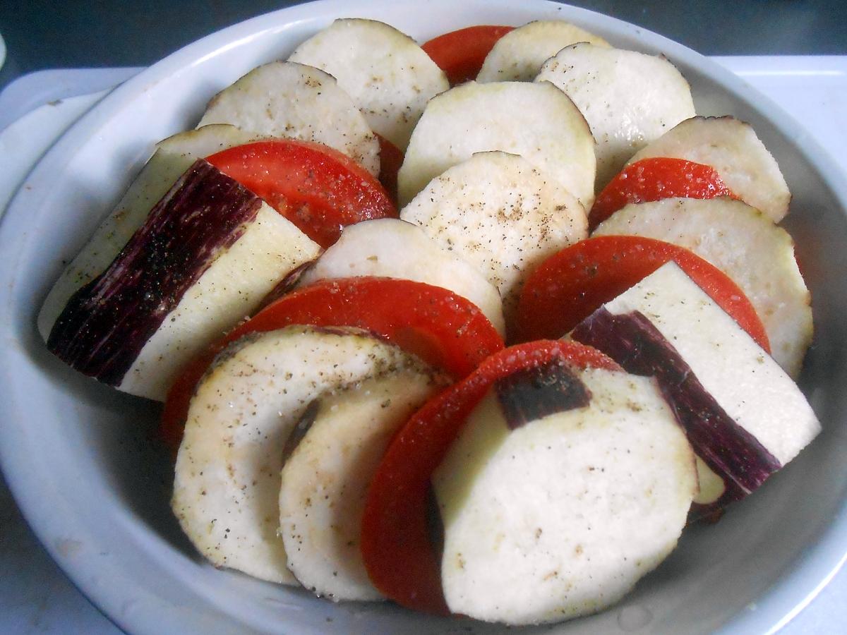 recette GRATIN DE TOMATE AUBERGINE AUX TROIS FROMAGES