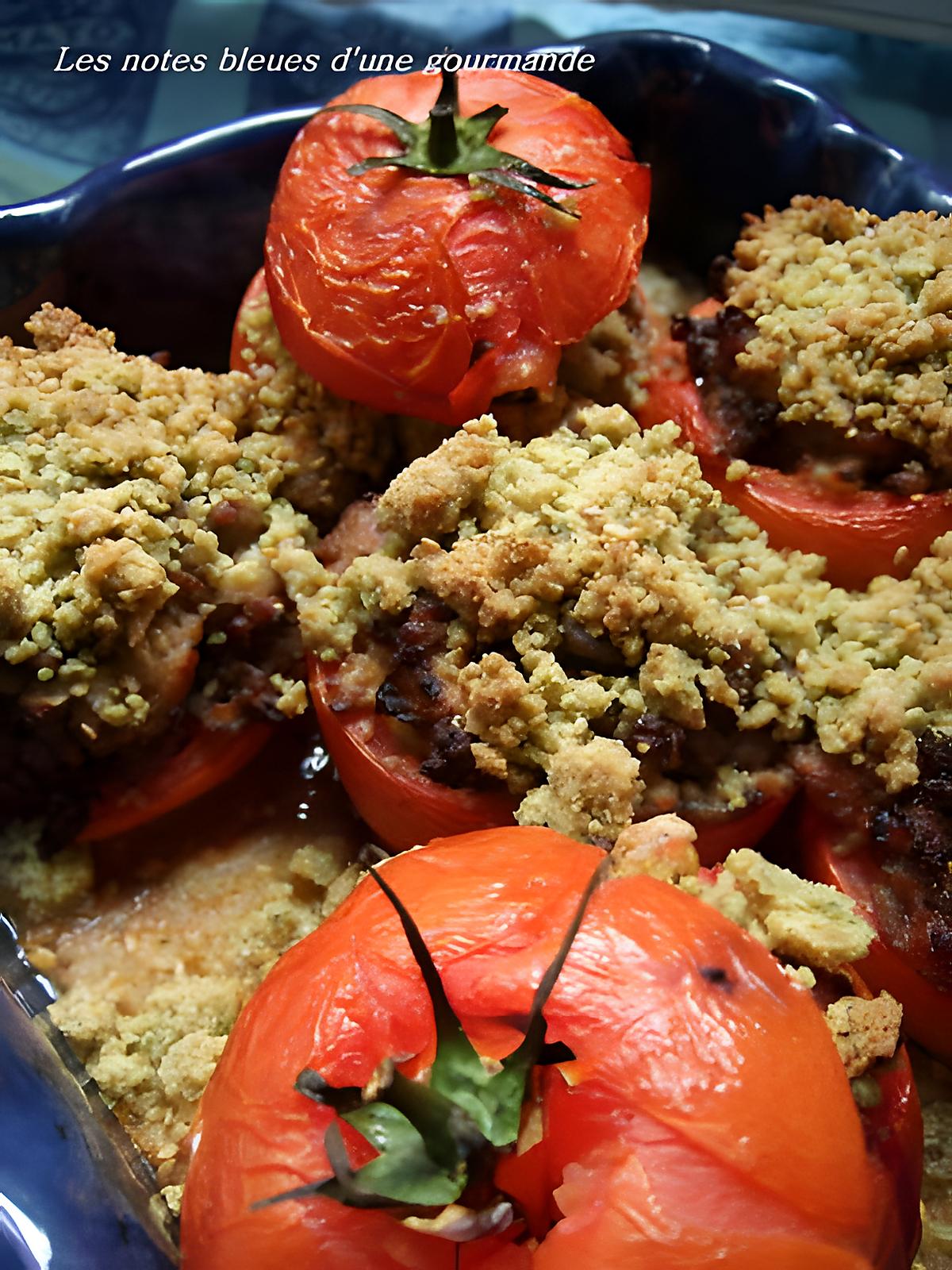 recette Divines tomates farcies gratinées de crumble aux saveurs de pesto
