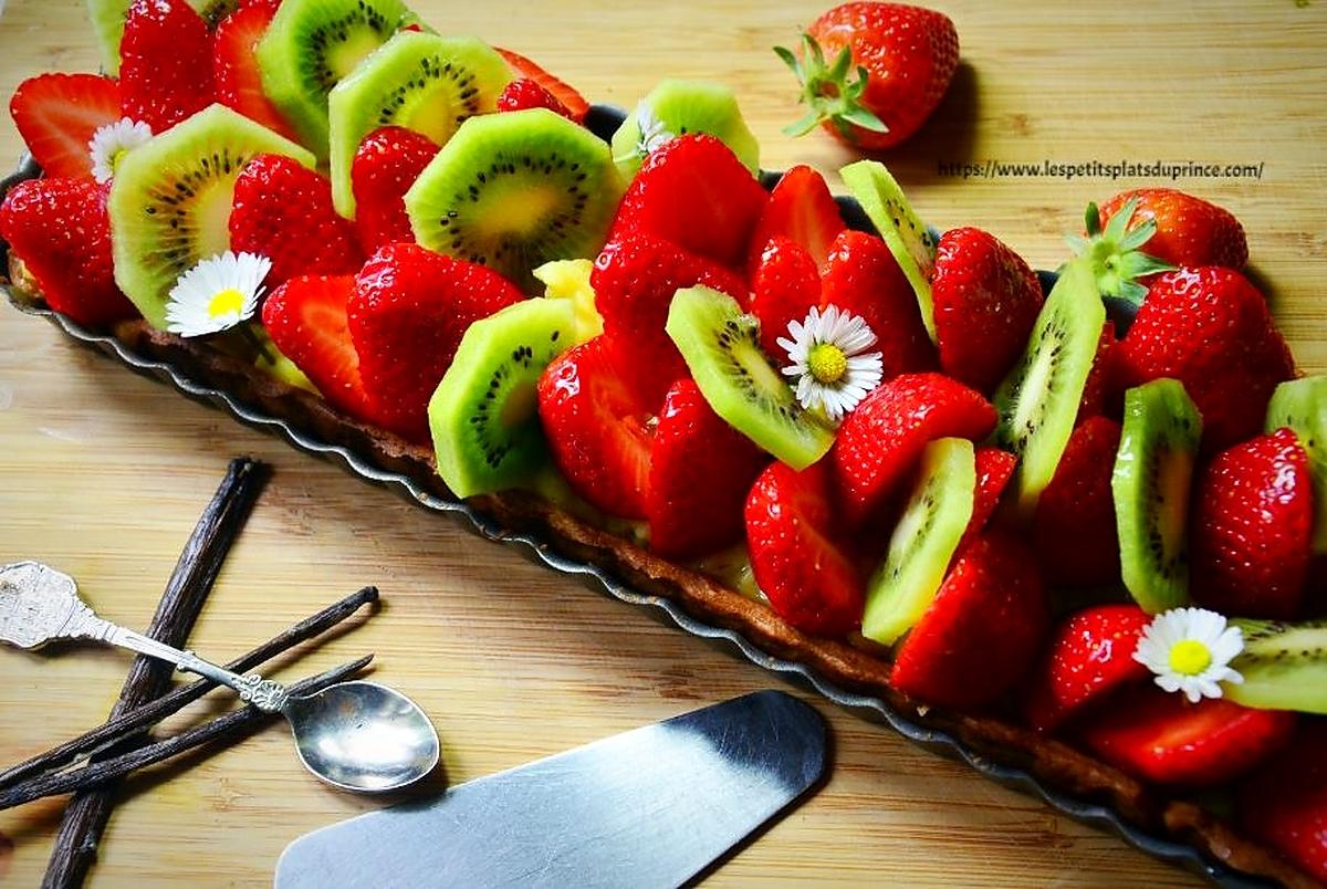 recette Tarte fraises kiwi sur crème pâtissière très vanillée