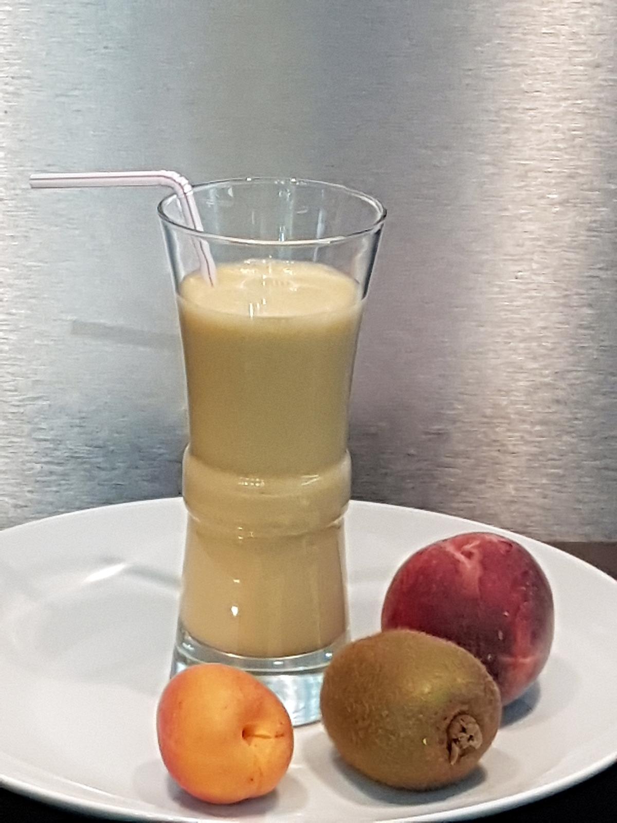 recette Smoothie pêche abricot kiwi