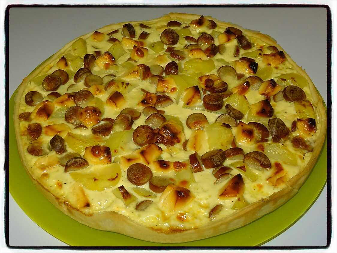 Recette de Tarte pomme de terre knacki vache qui rit