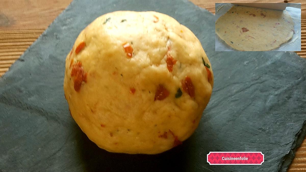 recette Pâte brisée aux tomates confites,  parmesan et basilic sans beurre