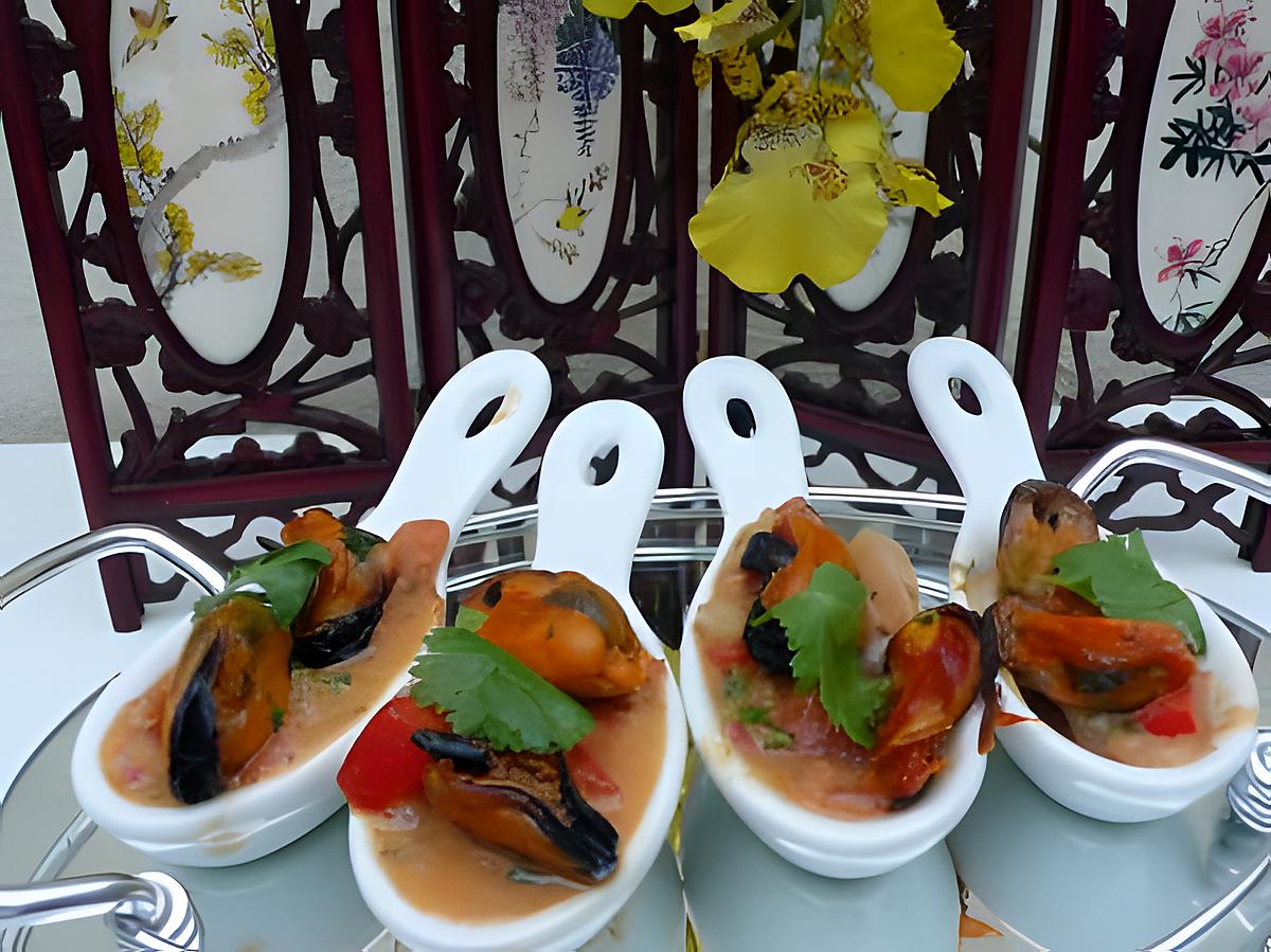 recette moules d'espagne avec son coulis de poivrons a la tomate