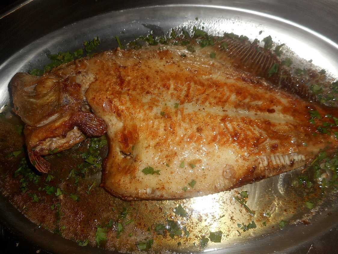 Recette de Carrelet meuniére au piment d espelette et beurre au citron
