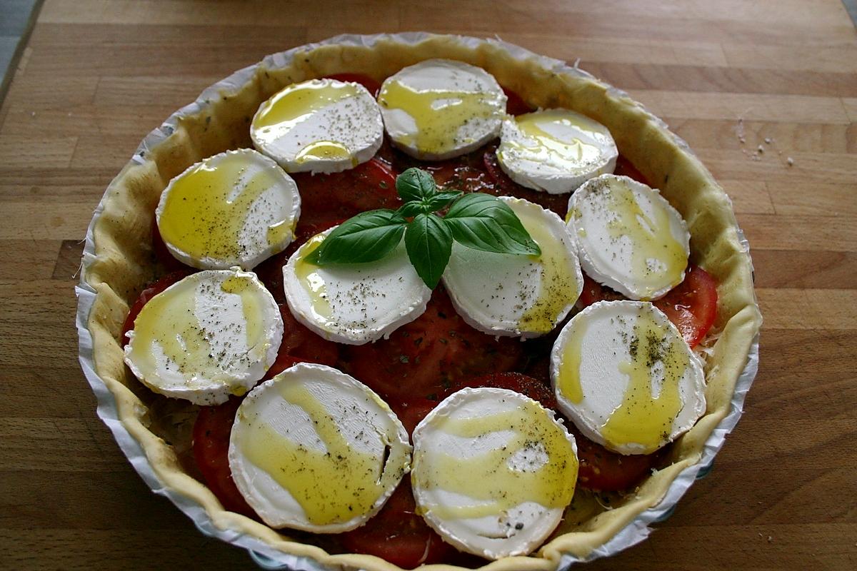 recette Tarte à la Tomate Fromage de Chèvre et Emmental