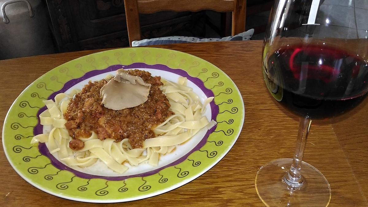 recette TAGLIATELLES BOLOGNESE AUX PLEUROTES