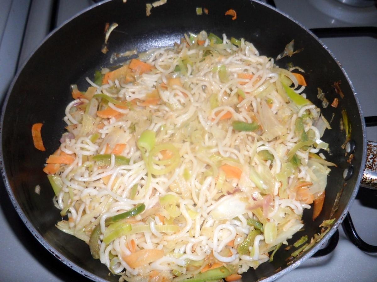 recette wok de légumes aux nouilles chinoise
