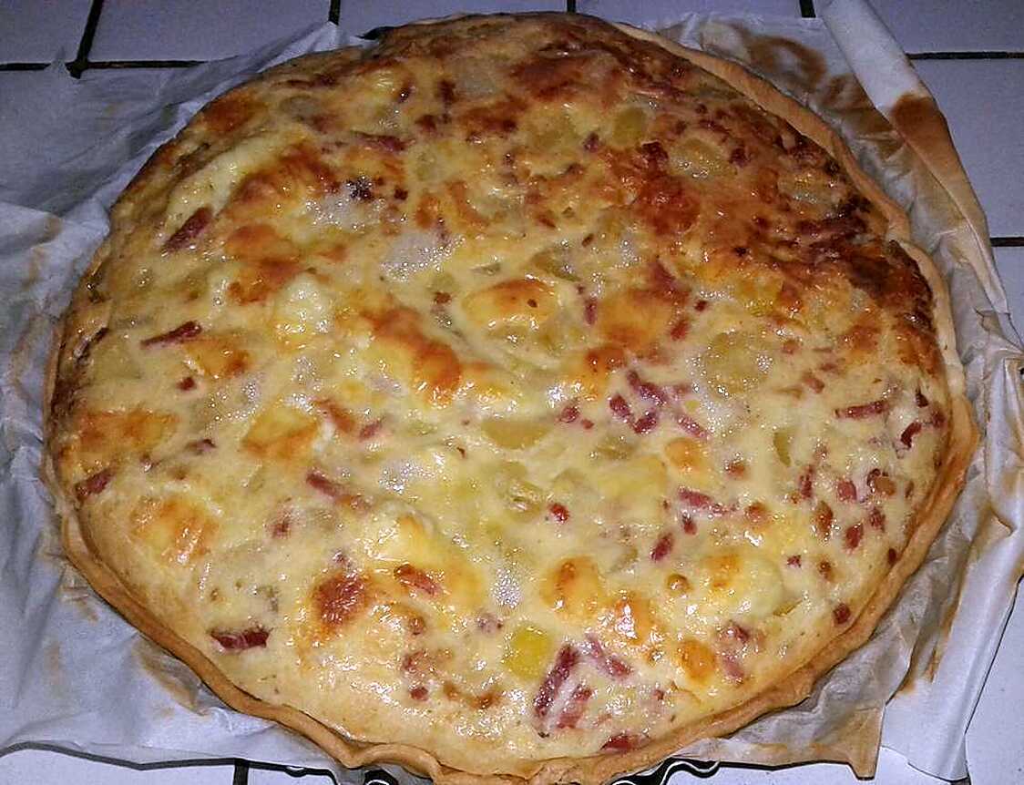 Recette de Quiche raclette pommes de terre lardons