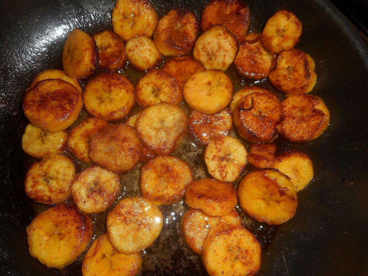 recette Cotes de porc aux bananes plaintain sautées