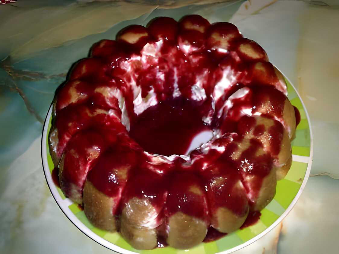 Recette de Charlotte aux abricot et couli de framboise