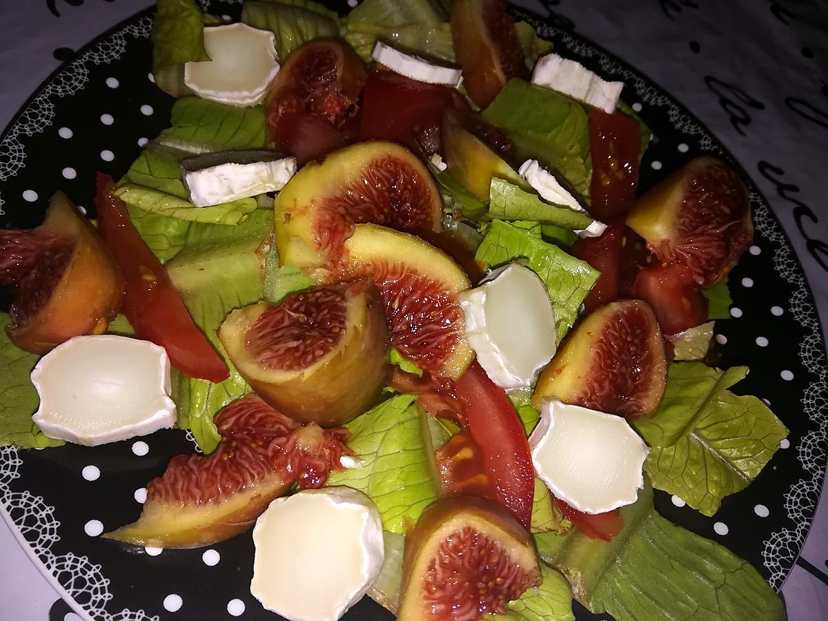 recette Salade romaine au chèvre et aux figues