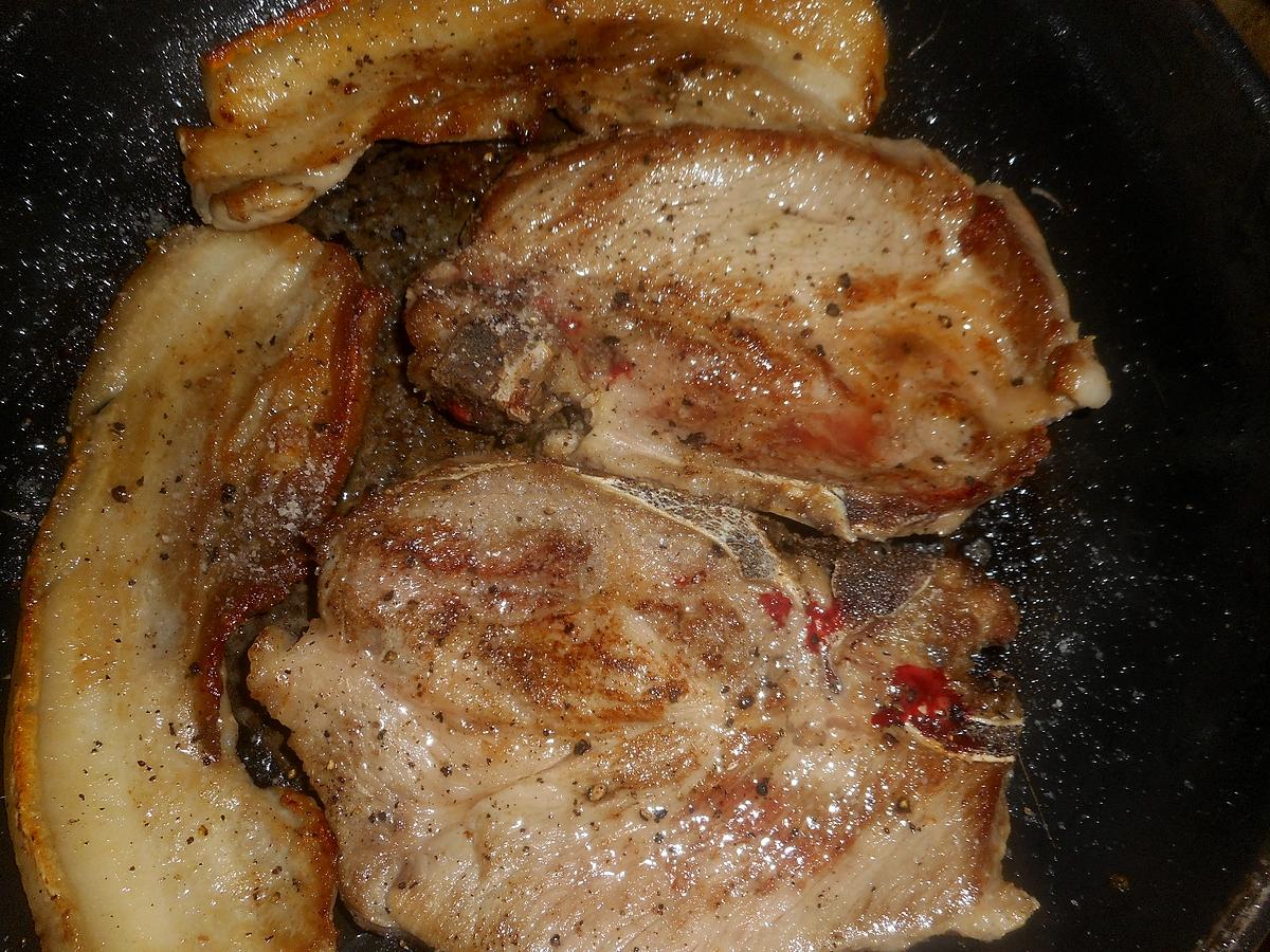 recette Cotes de porc au lard et cheddar