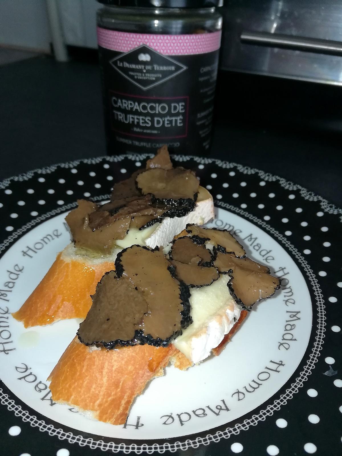 recette Tartine au fromage et au carpaccio de truffes