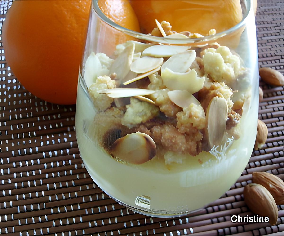 recette Petites crème d'orange et son crumble aux amandes