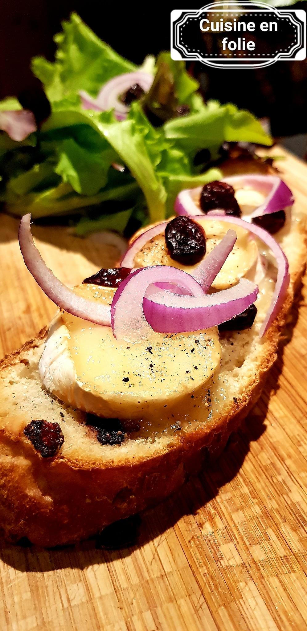 recette Tartine chaude au chèvre et cramberies