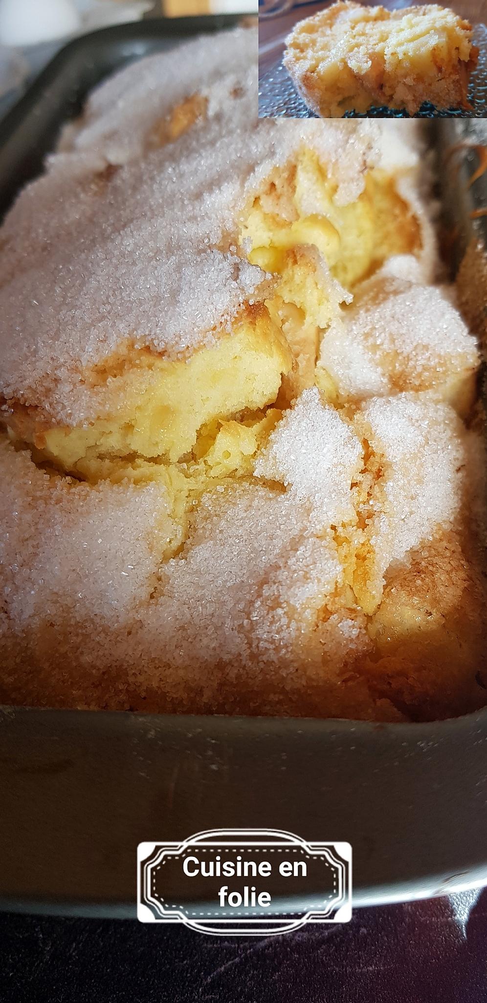 recette Cake aux pommes, amaretto et couche craquante