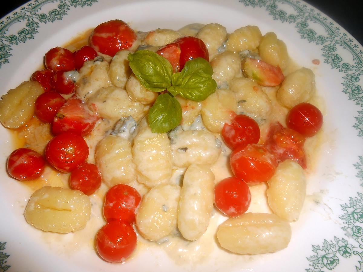 recette GNOCCHI AUX TOMATES CERISES ET SAINT AGUR