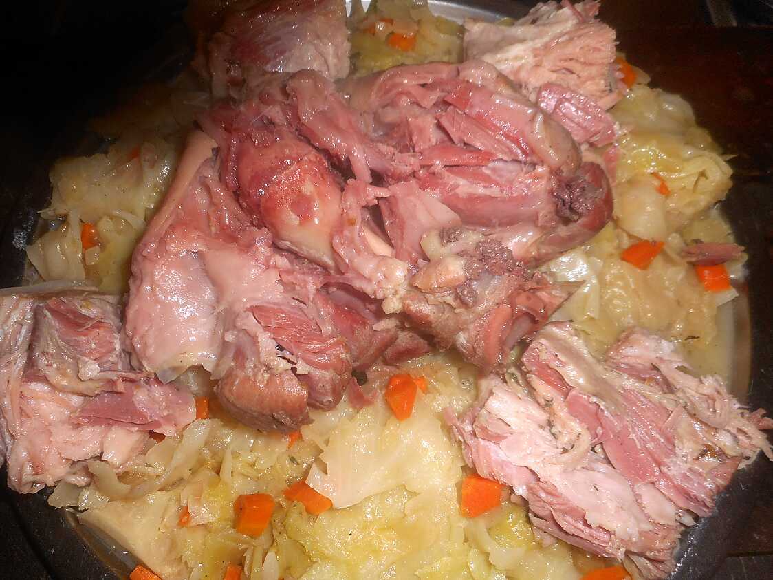 Cuisson Jarret De Porc Demi Sel Pour Choucroute Recette de Jarret de porc demi-sel,Lard demi-sel au chou blanc braissé