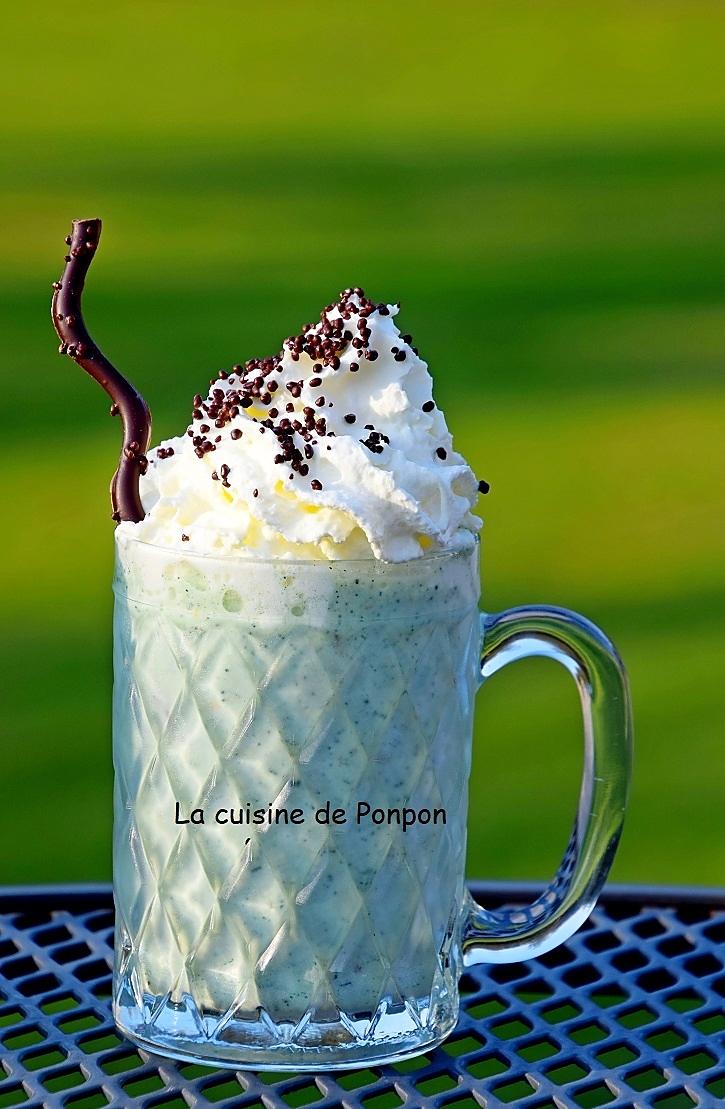 recette Milk shake à la banane, pistache et spiruline