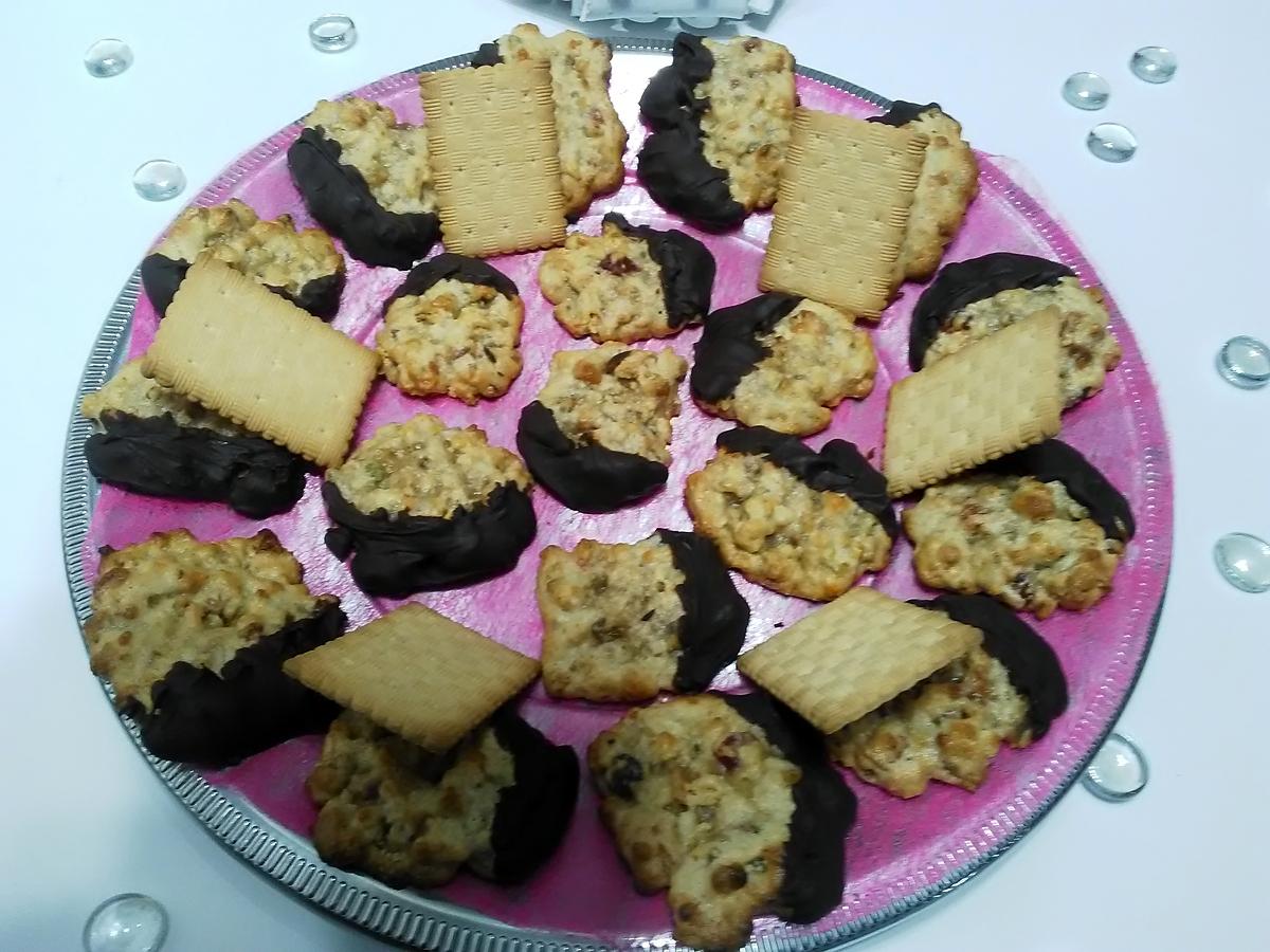 recette Florentin aux biscuits  ..... Thé   &   amandes ... pistaches ... fruits confits