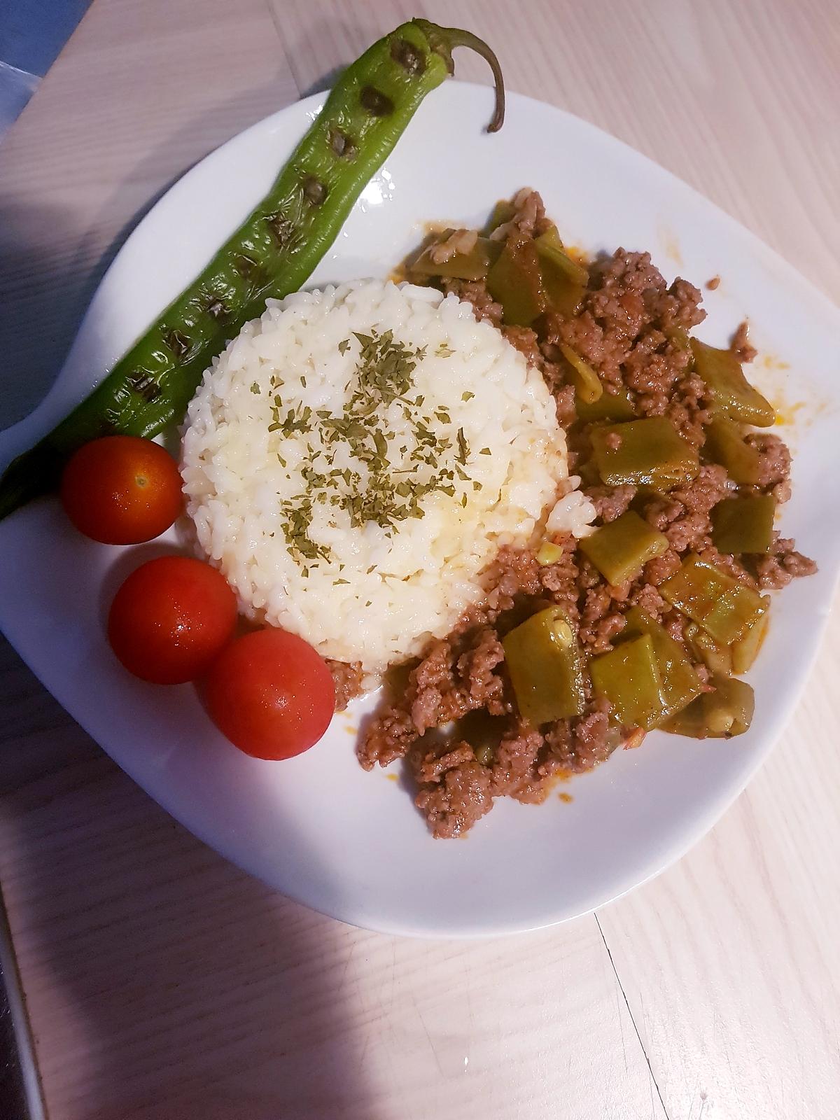 recette Riz accompagné de sa sauce au hachis