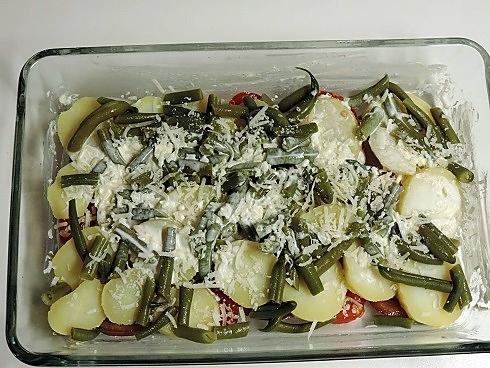 recette Gratin de pommes de terre, boudin blanc, tomates et haricots