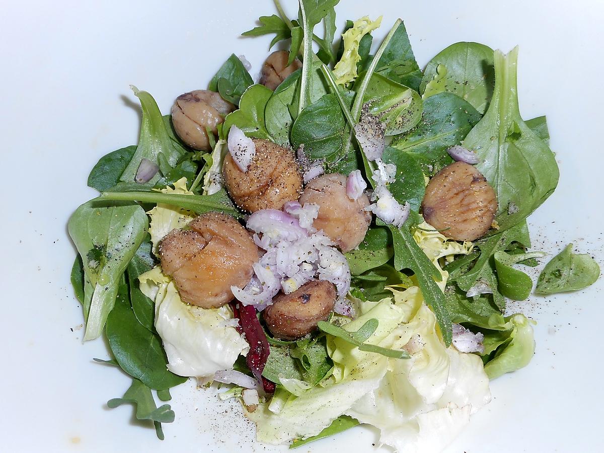 recette MELANGE DE SALADES AUX CHATAIGNES ET THON