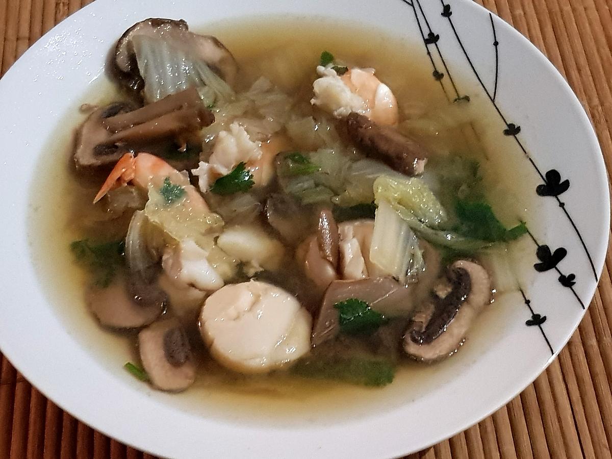 recette Soupe chinoise aux crevettes et noix de St Jacques