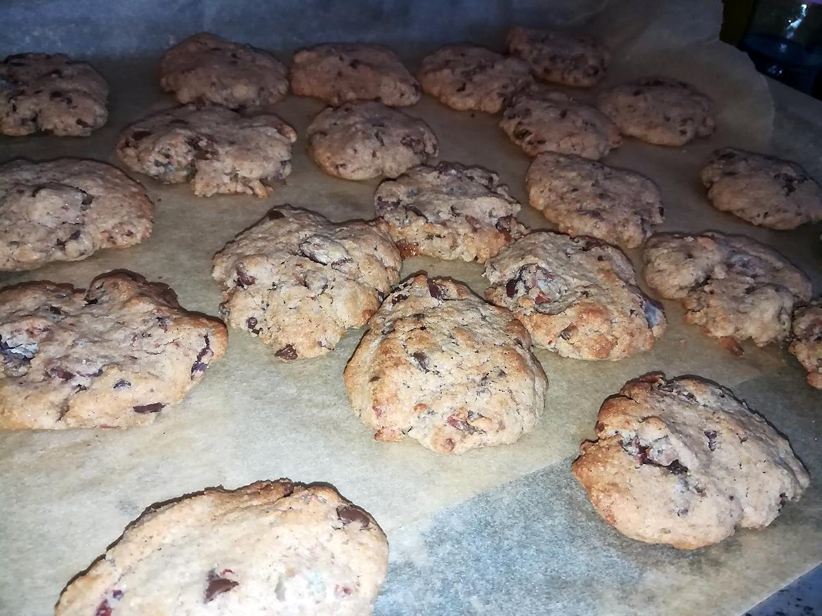 recette Cookies a la farine de châtaigne au marrons glacés et pépites de chocolat