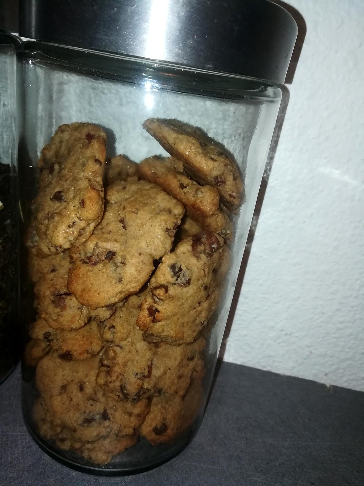 recette Cookies a la farine de châtaigne au marrons glacés et pépites de chocolat