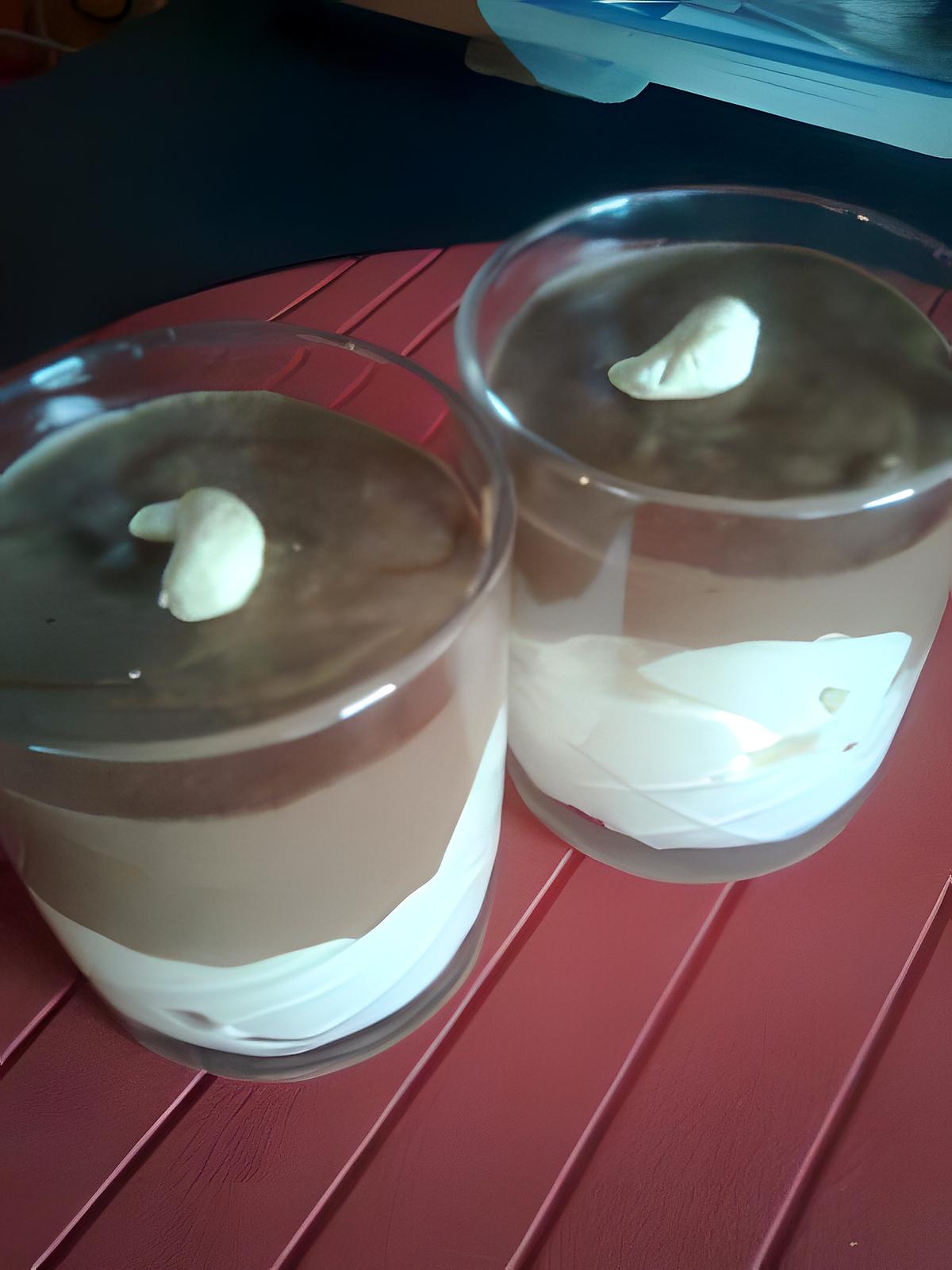 recette crème mousseuse à la vanille et sa mousse légère au chocolat