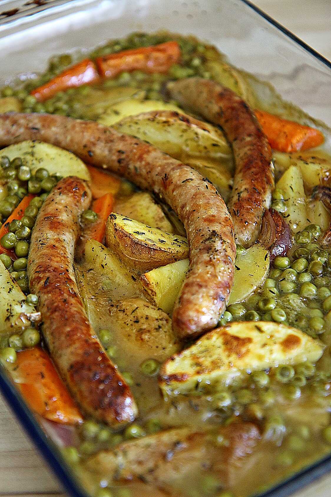 Recette de Légumes au four et ses saucisses