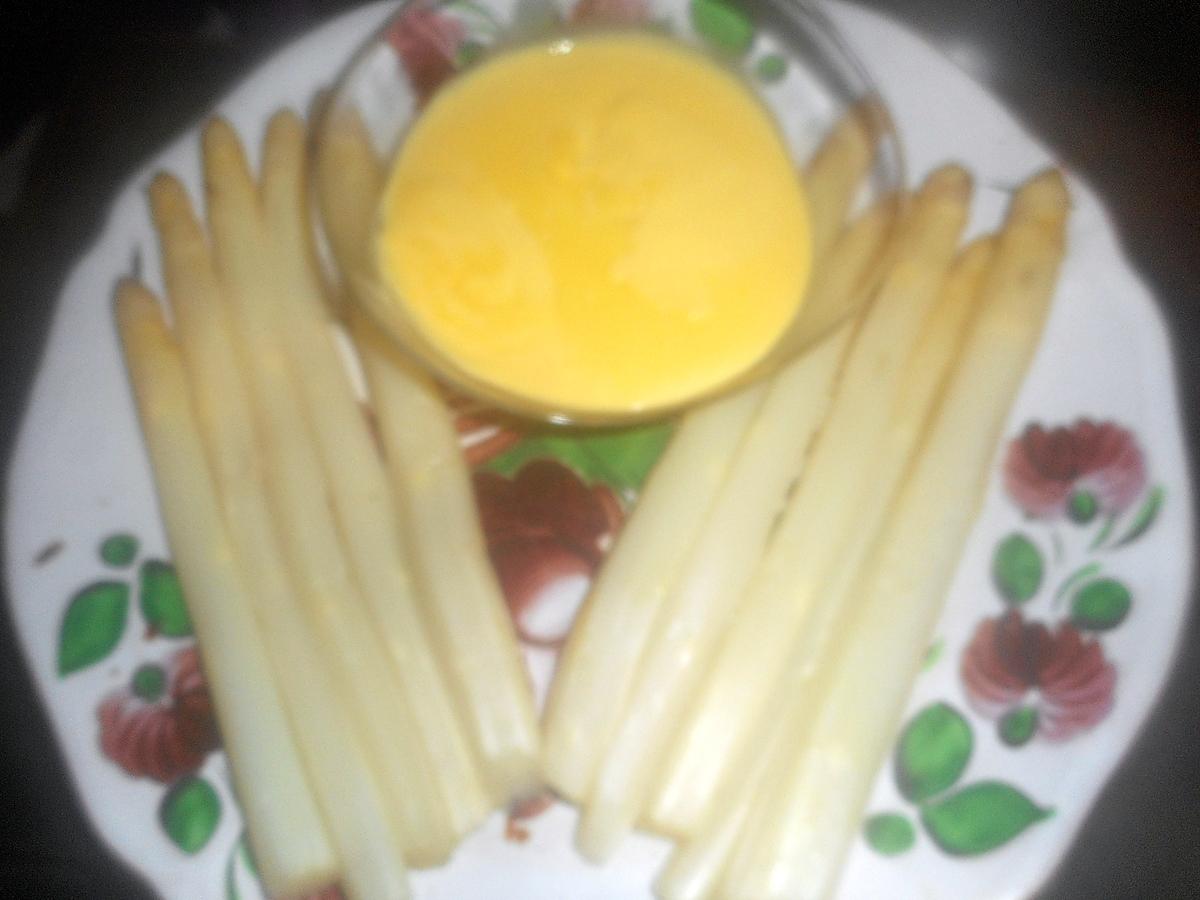 recette Asperges blanches des landes sauce hollandaise