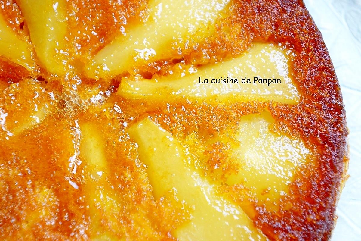 recette Gâteau aux poires caramélisées parfumées à la liqueur de poire Williams