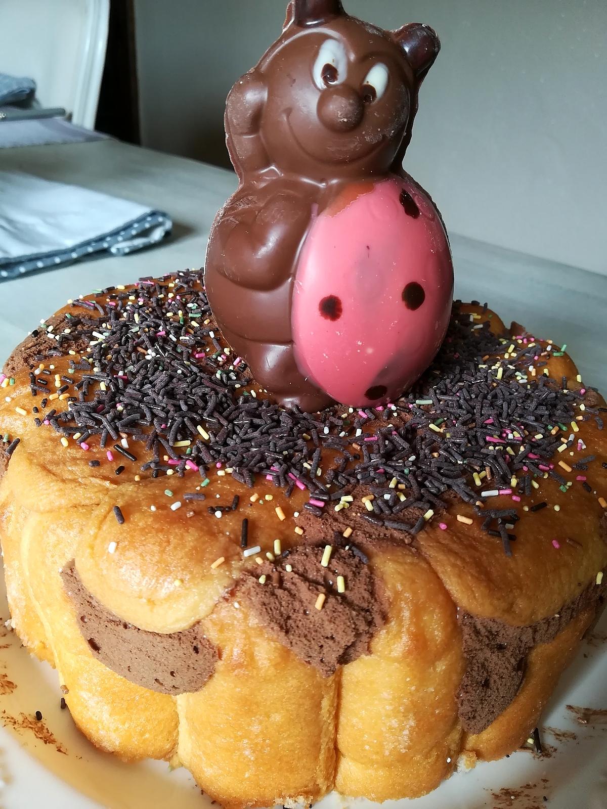 recette Charlotte au chocolat "Happy Easter"