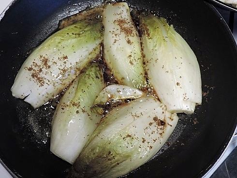 recette Tatin d'endives à la cassonade et moutarde douce, végétarien