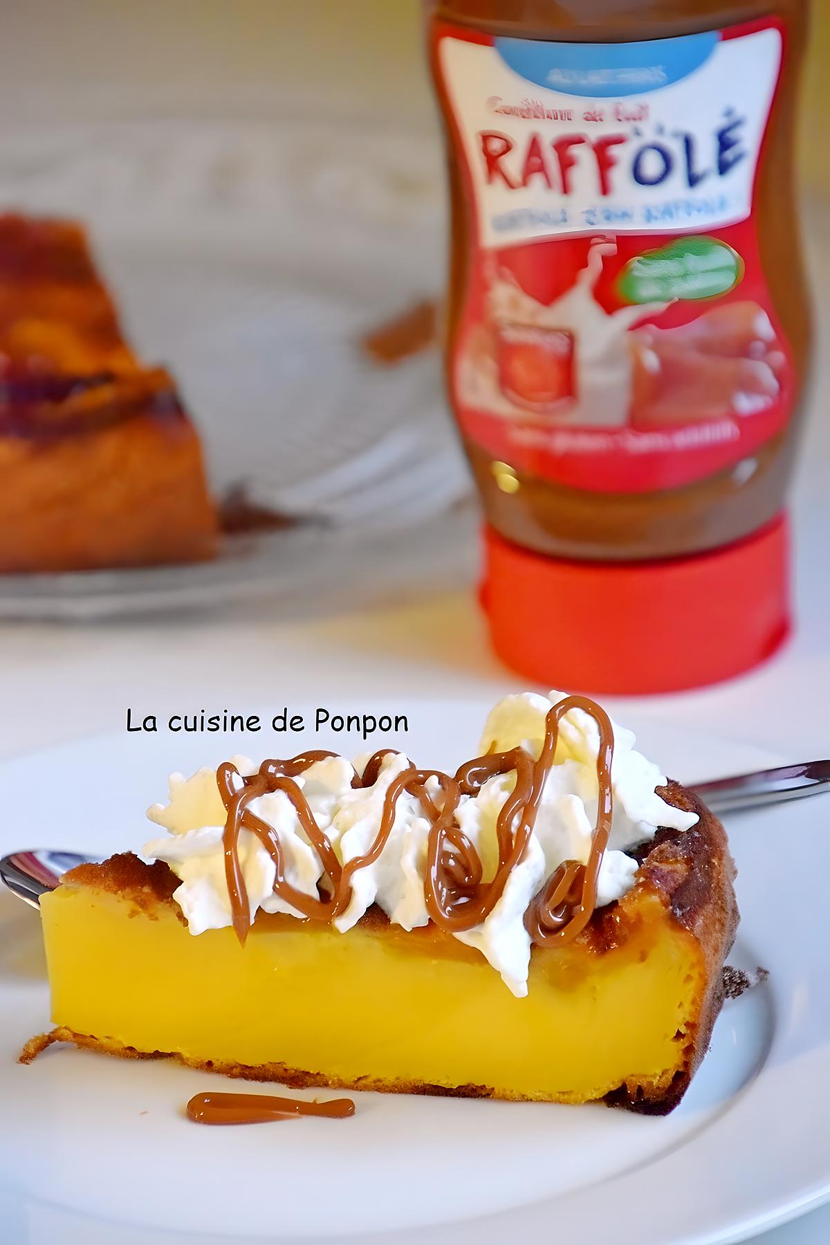 recette Far au jus de clémentine garni de chantilly et confiture de lait